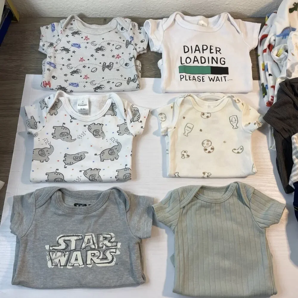 Lot of 12 Baby Boy Clothes Size 0-3 Months Sleep Play Pajamas Star Wars